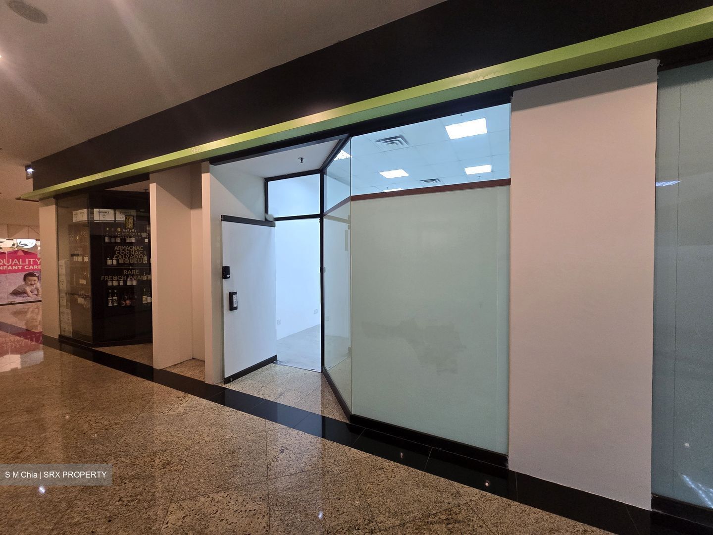 The Riverwalk (D1), Office #550416431